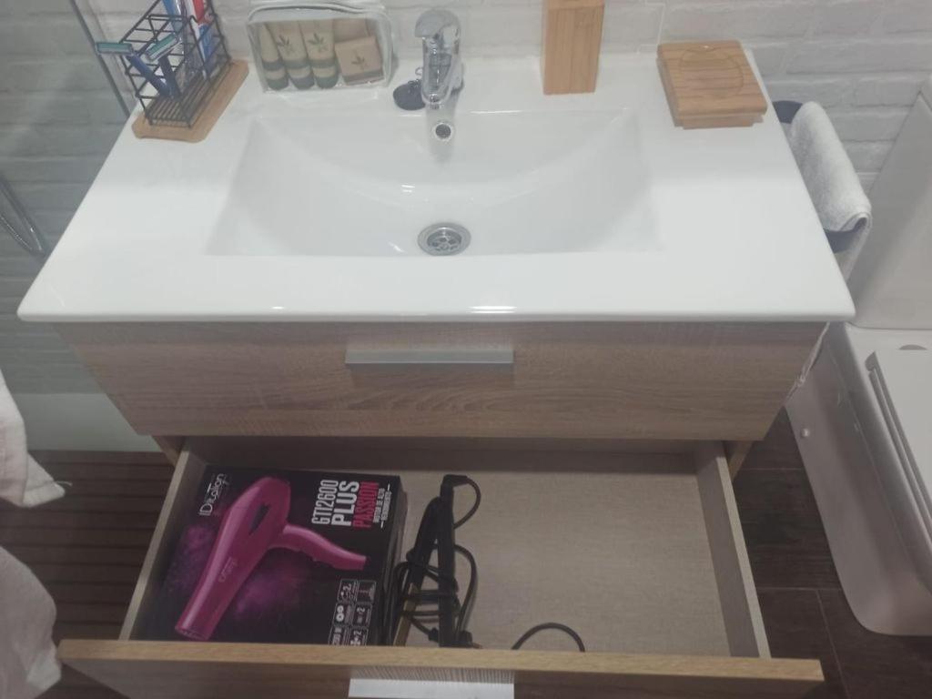 Fantastico Atico Con Terraza, Garaje, Wifi, Con Todo Para Playa, Piscina Y Casa Y No Facturar Maletas! El Portil Zewnętrze zdjęcie